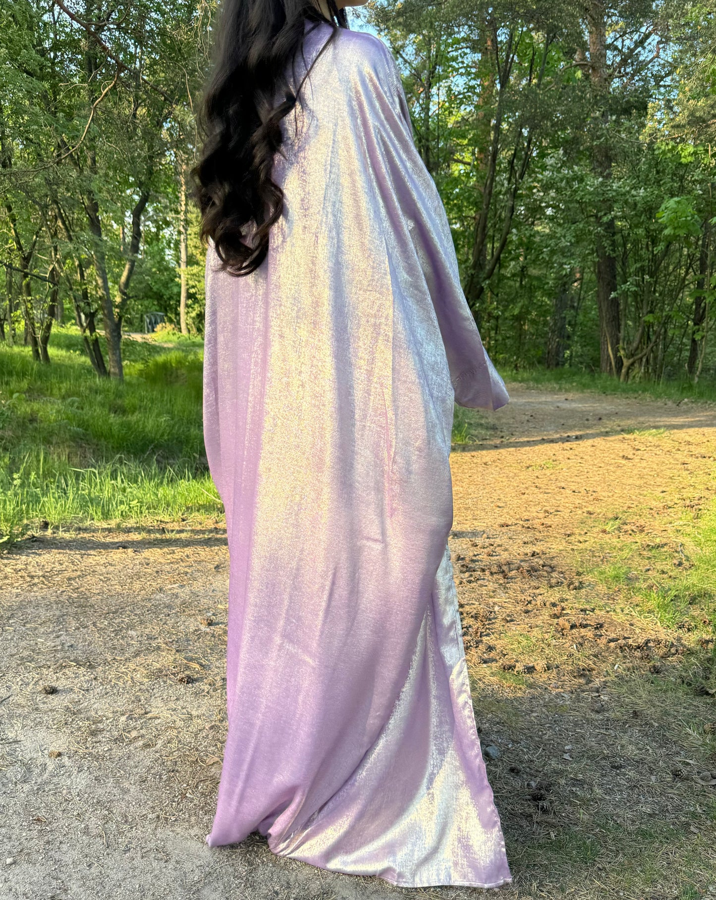 Bright lilac abaya